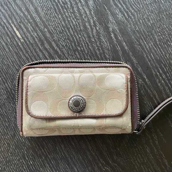 Coach Handbags - COACH wallet